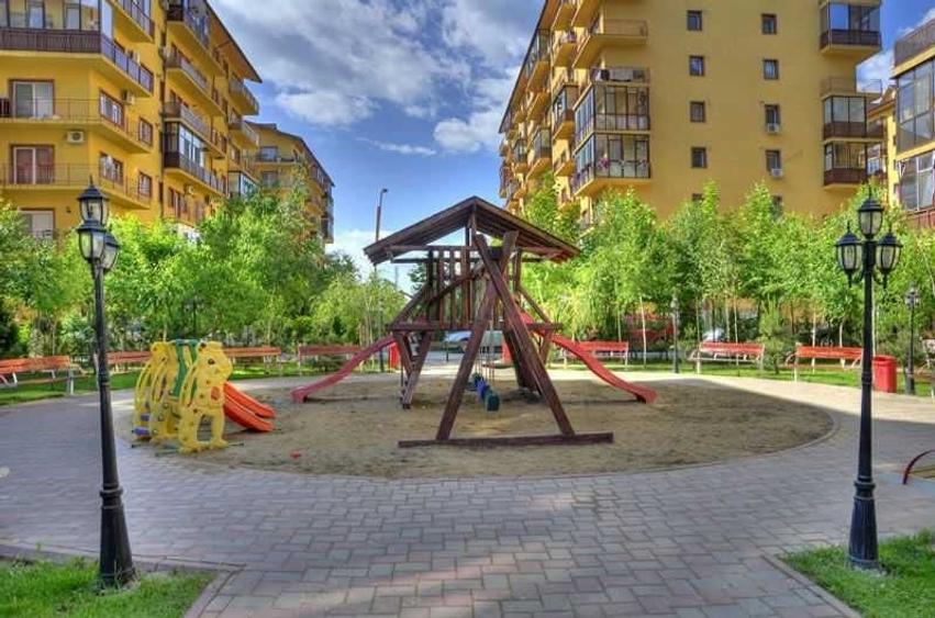 Apartament cu 2 camere semidecomandat în Berceni