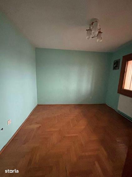 Apartament cu 4 camere în Central