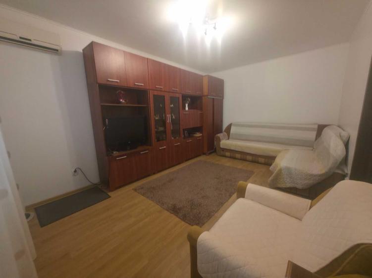 Apartament cu 2 camere decomandat în Dristor