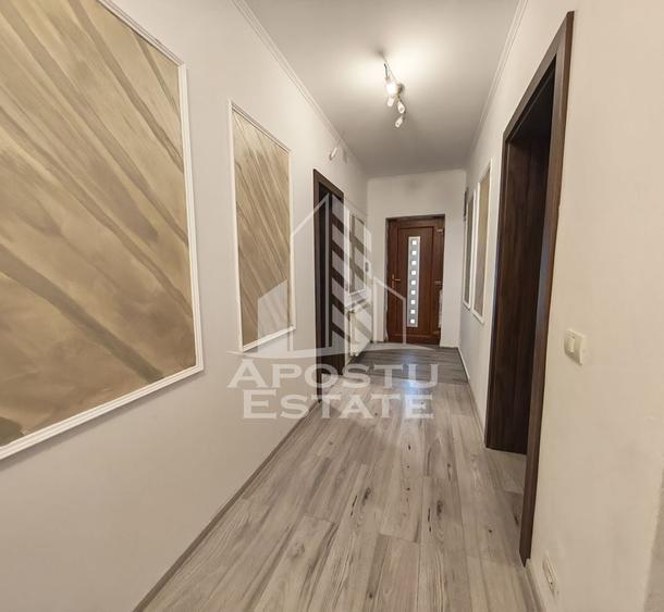 Duplex cu 5 camere cu Canalizare în Dumbrăvița