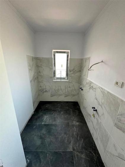 Casă cu 4 camere cu Teren 350 Mp în Săcălaz