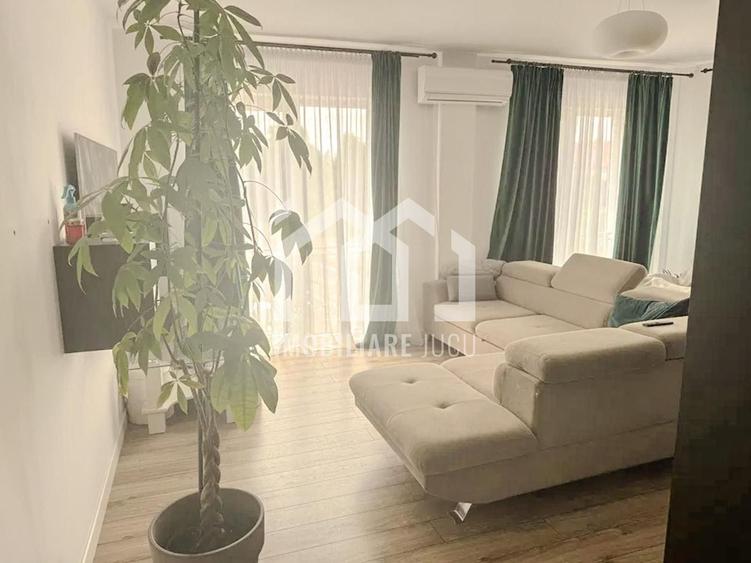 Apartament cu 2 camere semidecomandat, mobilat în Jucu de Sus