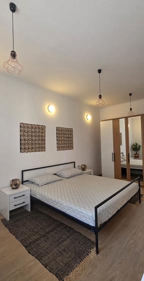 Apartament cu 2 camere semidecomandat în Ultracentral