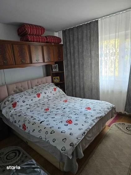 Apartament cu 2 camere decomandat în Lenin