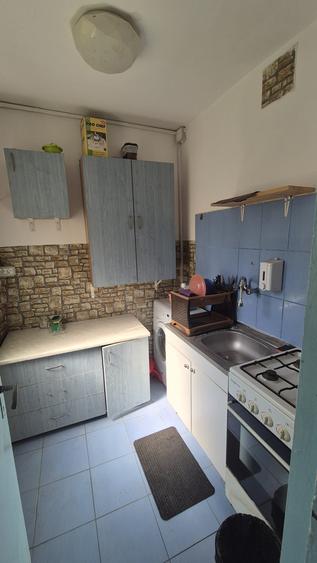 Apartament cu 2 camere nedecomandat, mobilat în Inel II