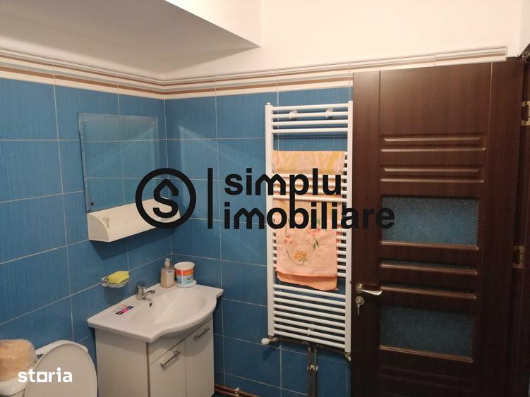 Apartament cu 2 camere decomandat în Craiovița Nouă