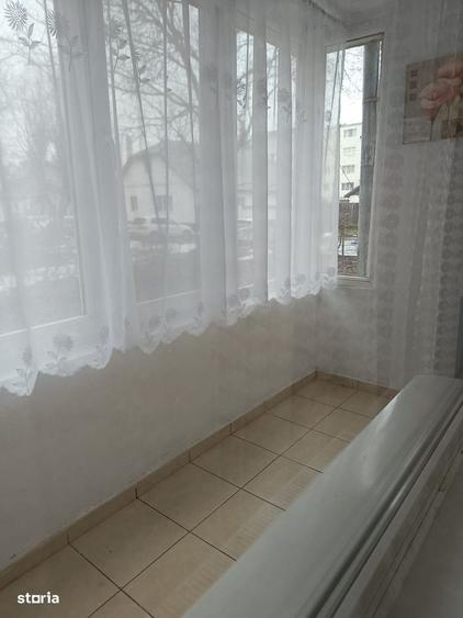 Apartament cu 3 camere în Decebal