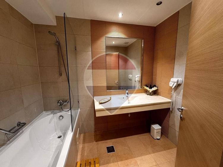 Apartament cu 2 camere semidecomandat, mobilat în Vitan