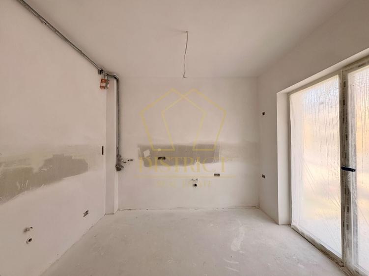 Apartament cu 3 camere decomandat în Giroc — fotografia 3