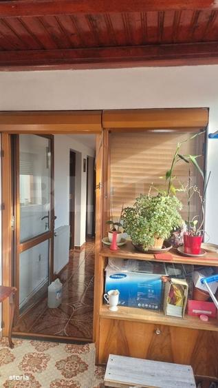 Casă cu 4 camere în Piatra