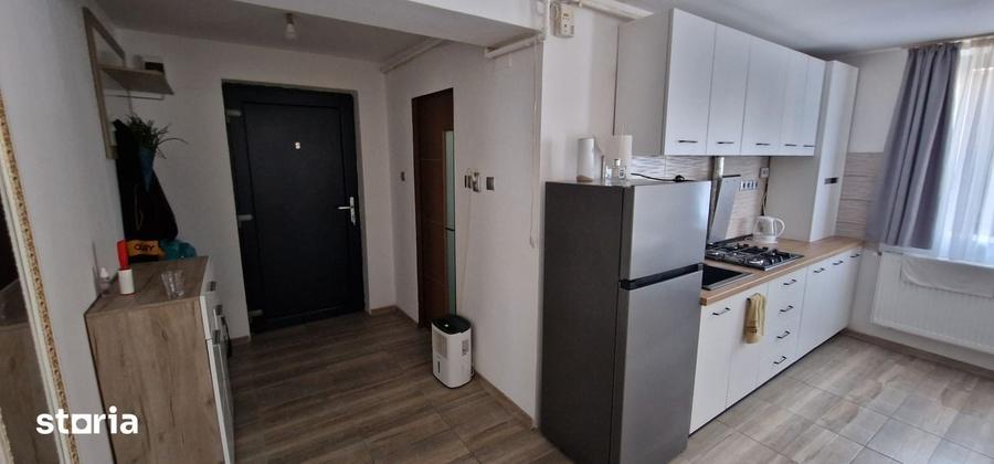 Apartament cu 2 camere semidecomandat în Ultracentral