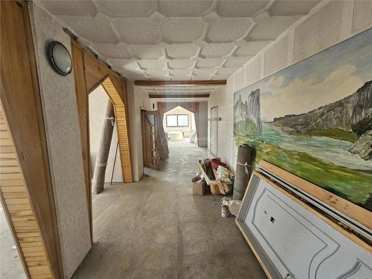 Apartament cu 4 camere decomandat în Calea Timișoarei