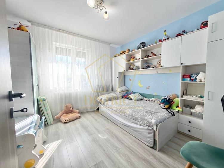 Apartament cu 3 camere decomandat, mobilat în Giroc