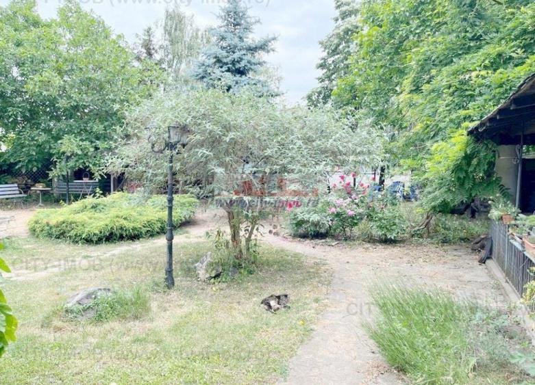 Casă individuală cu 7 camere cu Canalizare în Ghermănești