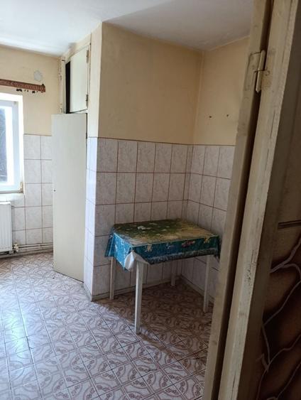 Vand apartament 3 camere etaj 4 - 2