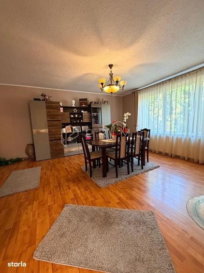 Casă cu 4 camere cu Teren 690 Mp în Sâncraiu de Mureș