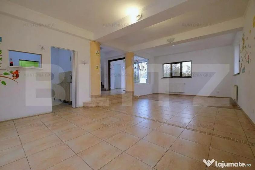 Casa P + E + M parte din duplex, 226.78 mp, 571 mp teren, z - 7