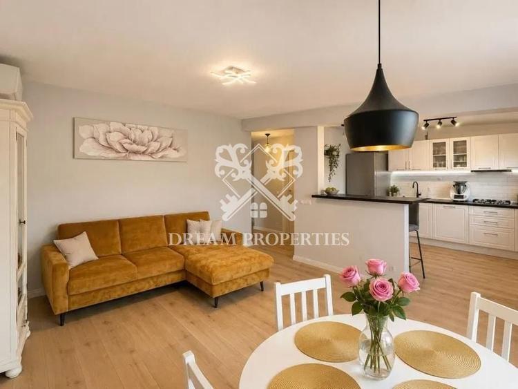 Apartament cu 3 camere semidecomandat, mobilat în Sânnicoară