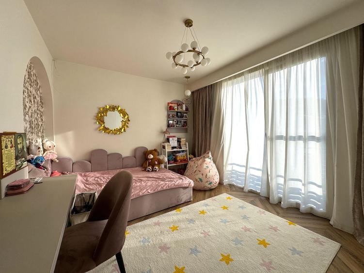 Duplex cu 5 camere cu Canalizare în Florești