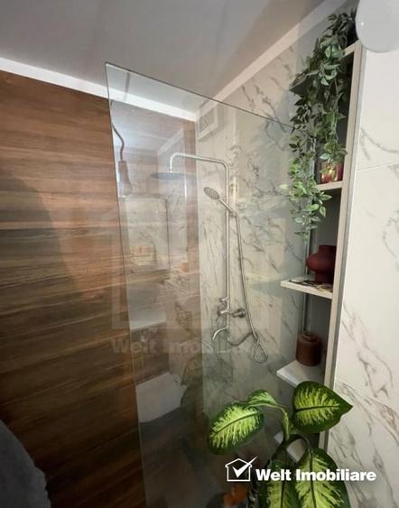 Apartament cu 3 camere semidecomandat, mobilat în Dâmbul Rotund