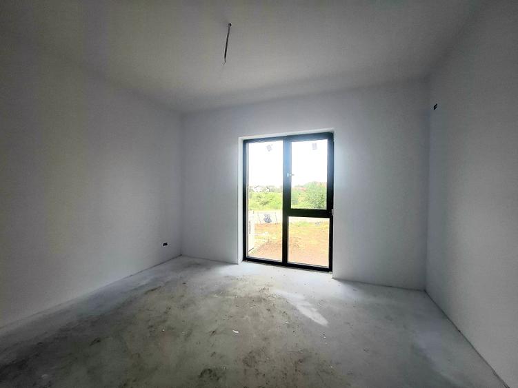 Duplex cu 4 camere cu Canalizare în Alexandriei