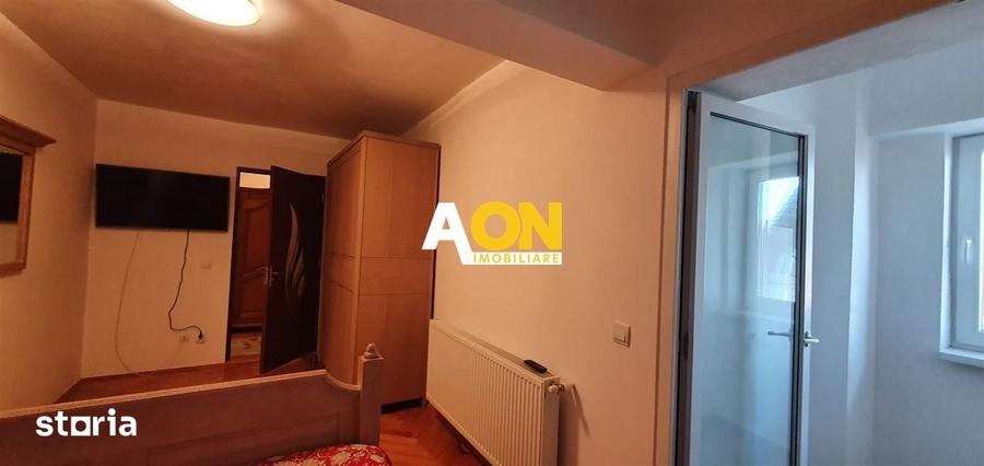 Apartament cu 4 camere decomandat în Central