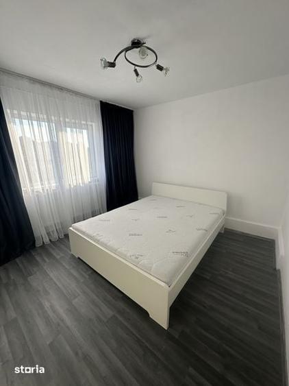 Apartament cu 3 camere în Calea București
