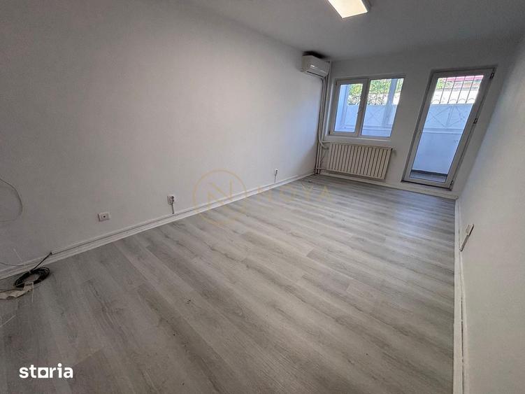 Casă cu 7 camere cu Teren 204 Mp în Grivița