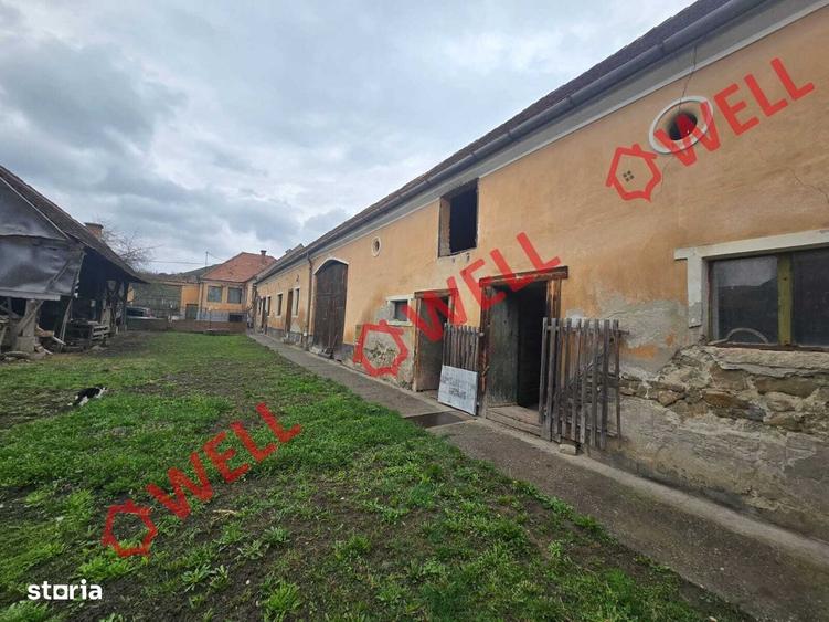 Casă cu 4 camere în Ormeniș