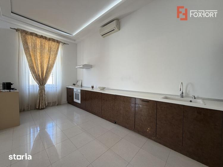 Apartament cu 3 camere decomandat, mobilat în Fabric