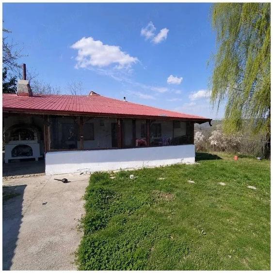 Casa de vanzare in Pacure?i, Prahova 3 dormitoare, teren intravilan 3.084 mp, - 2