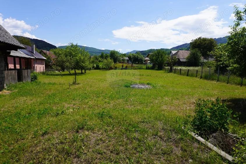 Casă cu 3 camere cu Teren 1922 Mp în Săliște