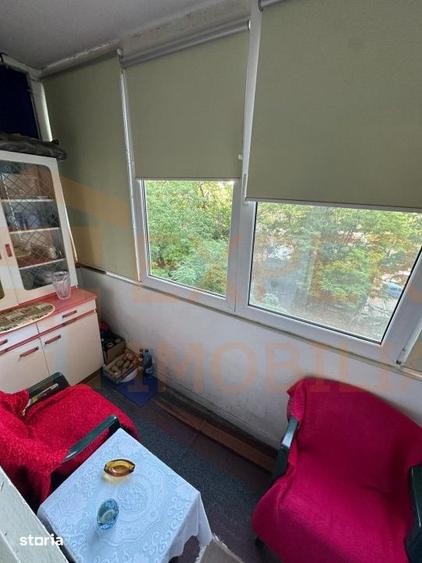 Apartament cu 3 camere decomandat, mobilat în Tomis Nord