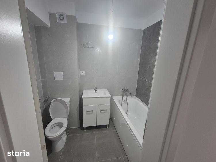 Garsoniera spatioasa, finisata, bloc nou, metrou Berceni - 2