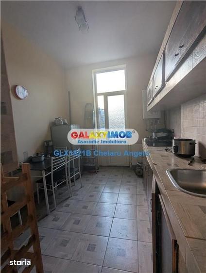 Apartament cu 5 camere în Centrul Civic