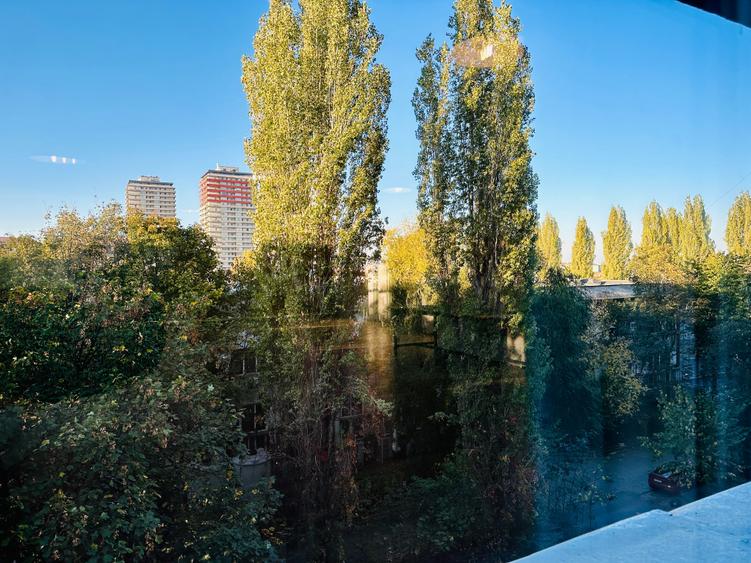 Spațiu Comercial - Renovat Complet - Sector 4 - 256Mp -  Metrou Dimitrie Leonida - 11