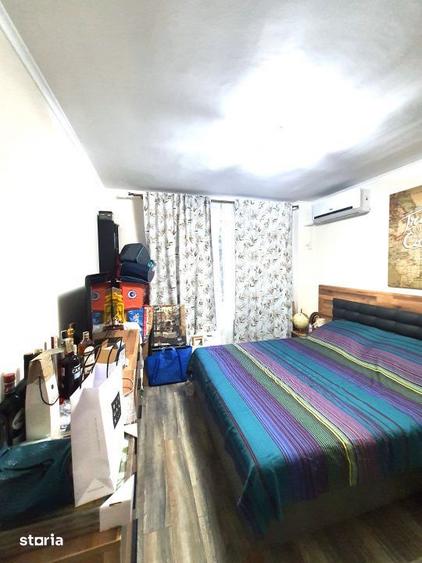 Apartament cu 4 camere decomandat, mobilat în Tei