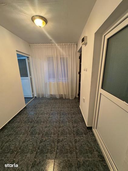 Casă cu 4 camere cu Teren 240 Mp în 9 Mai
