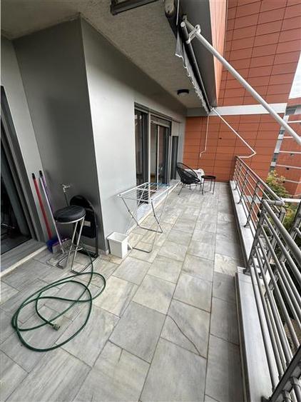 Apartament cu 2 camere semidecomandat în Băneasa