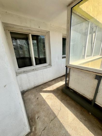 Apartament cu 3 camere decomandat, mobilat în Iancului