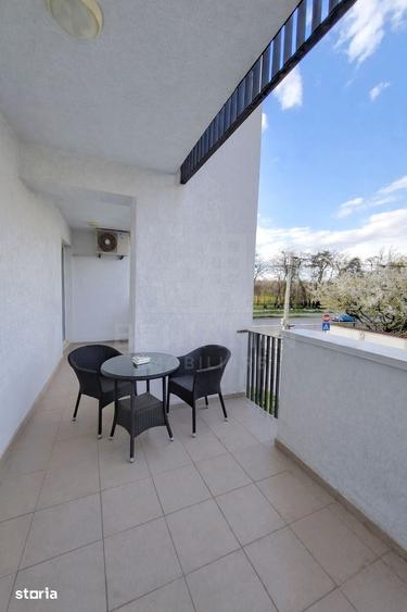 Apartament cu 3 camere semidecomandat în Central