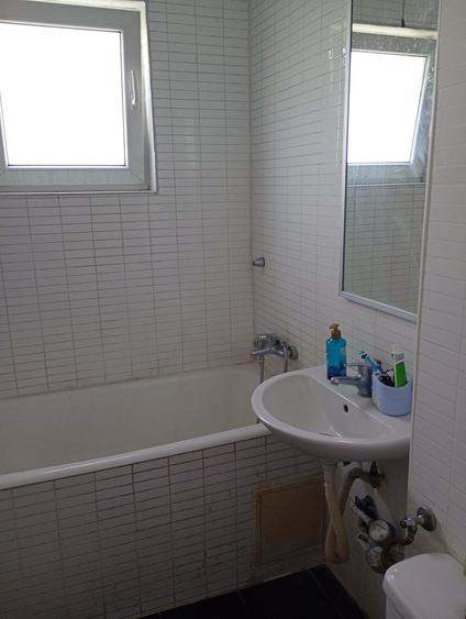Apartament cu 2 camere decomandat în Basarabia