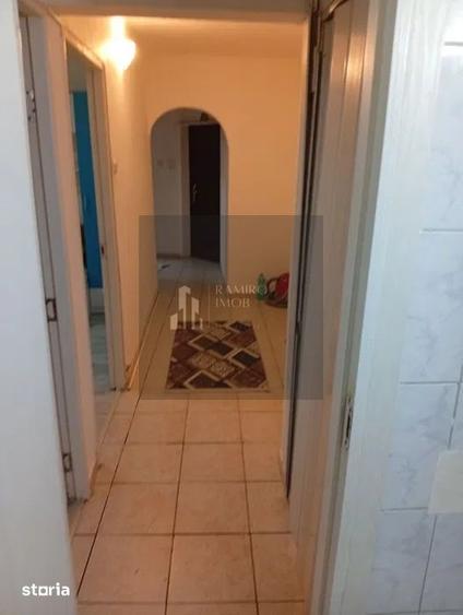 Apartament cu 3 camere decomandat în Sălăjan