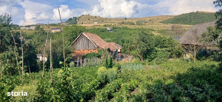 Casă cu 3 camere în Mihai Viteazu