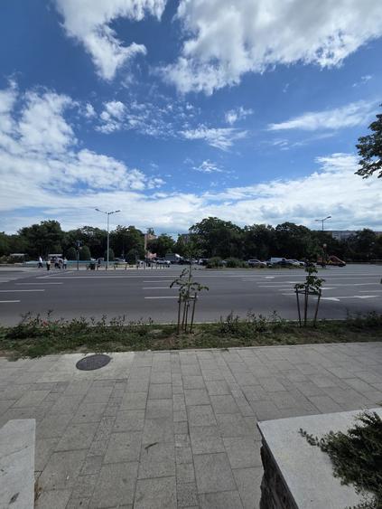 Apartament cu 2 camere decomandat, mobilat în Dacia
