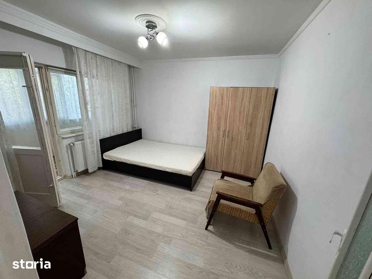 Apartament cu 3 camere decomandat în Inel II