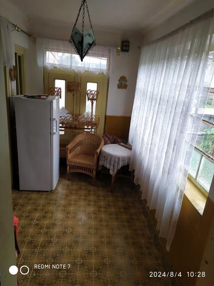Casă cu 3 camere decomandat în Unirea