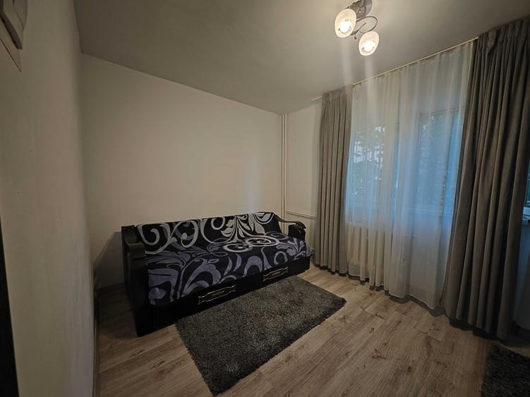 Apartament cu 2 camere nedecomandat în Central