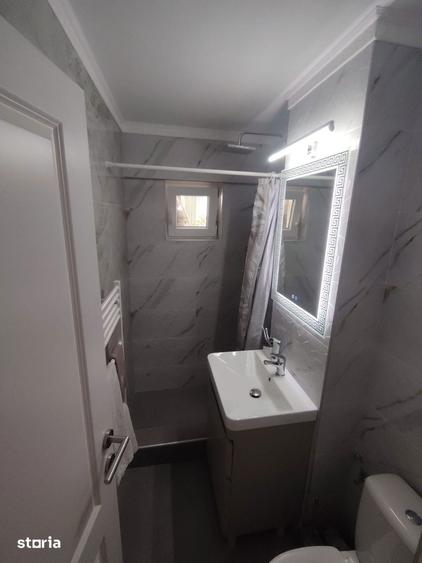Apartament cu 4 camere decomandat în Ultracentral