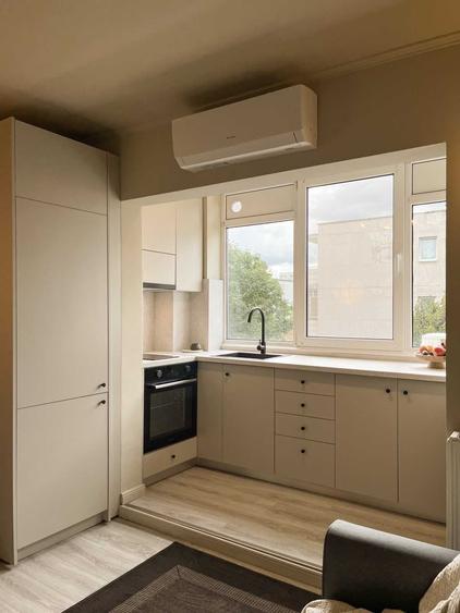 Apartament cu 2 camere semidecomandat în Mărăști